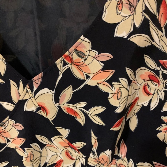 Vintage Flower Tank Top - Picture 2 of 5